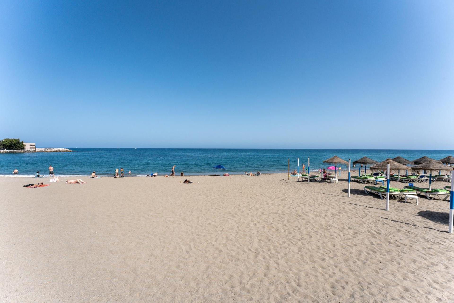 Malagasuite Golden Views Fuengirola Exterior foto